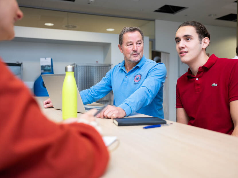 Team Tijdelijk Werk aan het werk